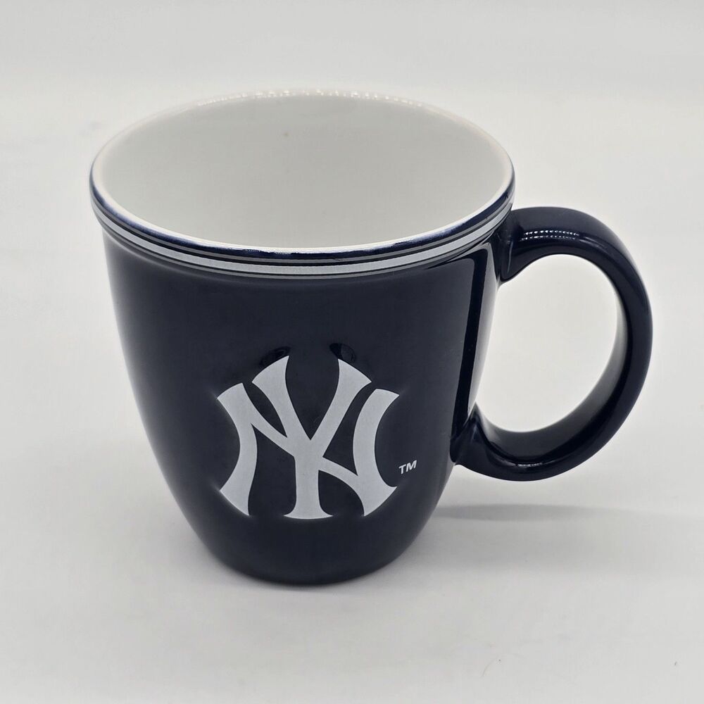 Boelter Brands Oversized New York Yankees Coffee Mug MLB Licensed Ceramic